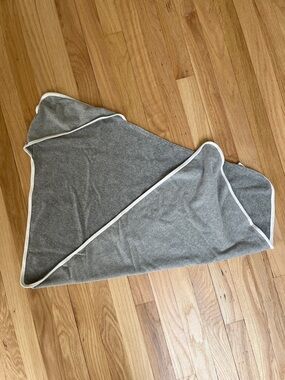 Burt’s Bees Baby Grey Hooded Towel -one